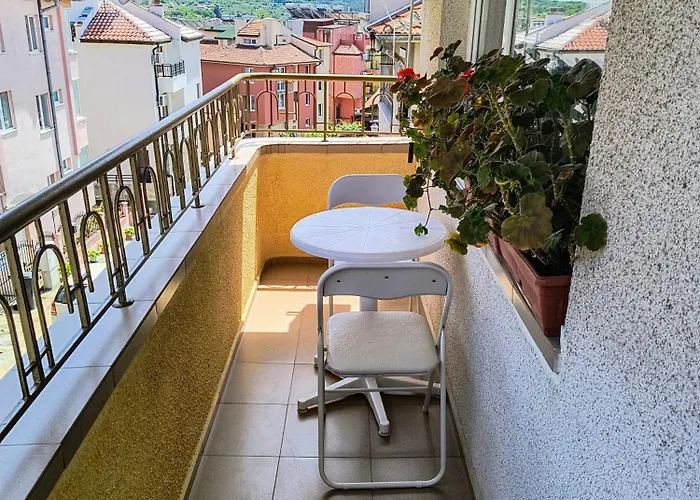 катажина - Katarzyna Апартамент Созопол