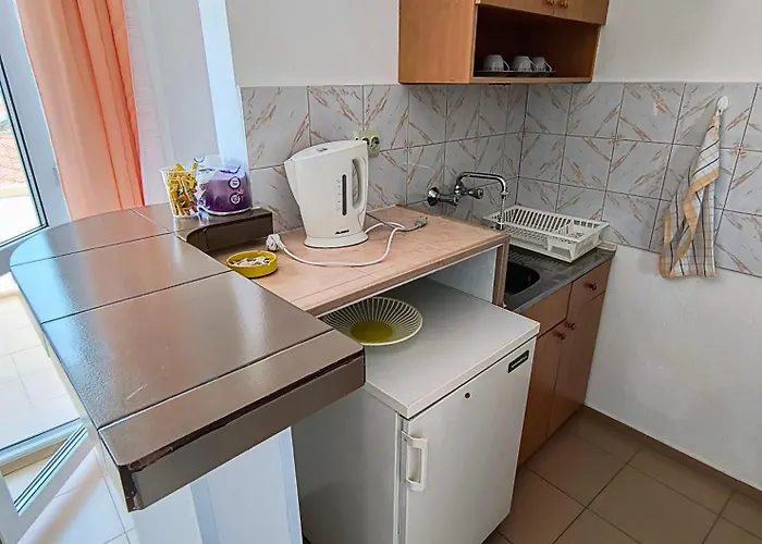 катажина - Katarzyna Апартамент Созопол